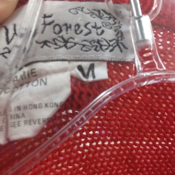 Red sweater - Picture 2 of 9